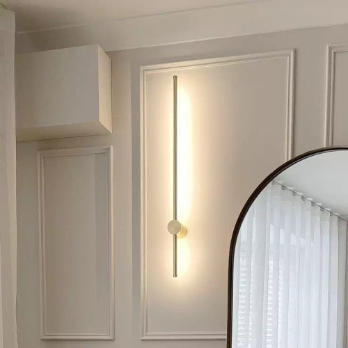 چراغ روشنایی مدل دیوارکوب ۵۰سانت طلایی